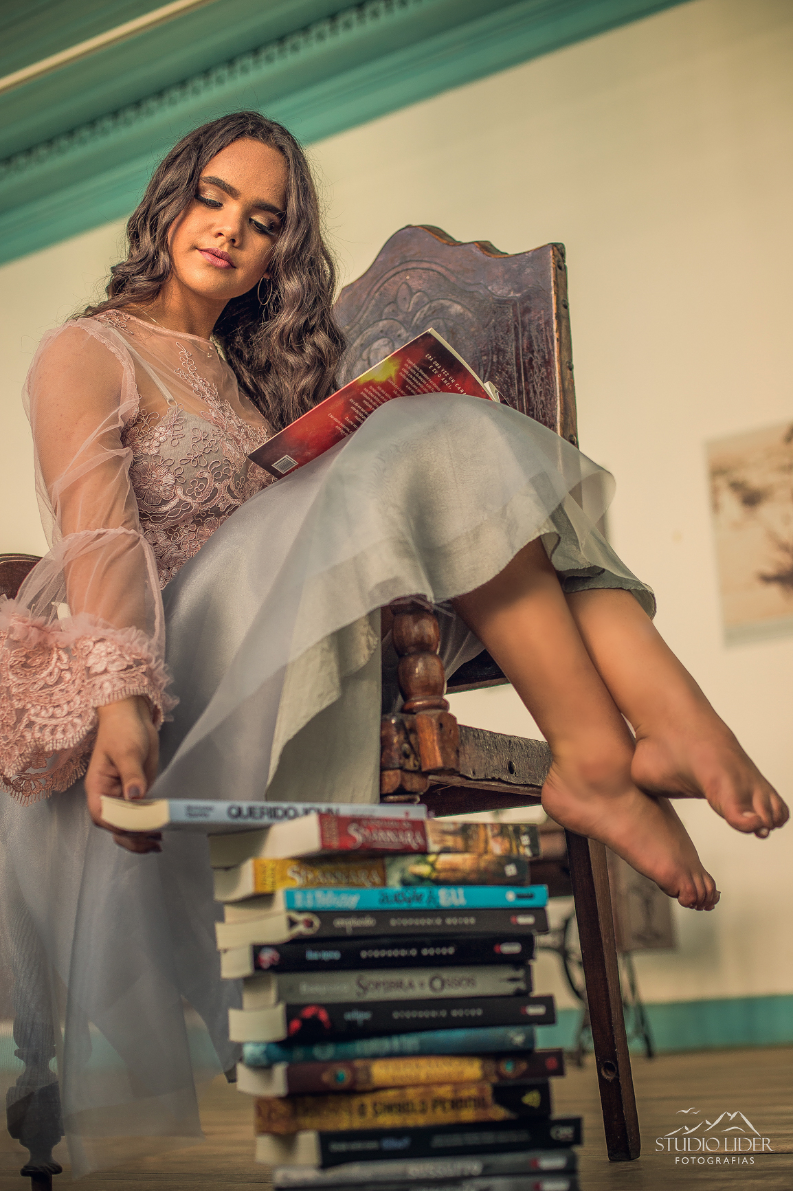 Fotos de ensaio 15 anos 
Vestido branco debutante 
Menina vestido branco 
Debutante JequiÃ© 
 VitÃ³ria da Conquista
Debutante Jaguaquara
Ensaio 15 anos 
Ensaio debutante 
Ensaio 15 anos 