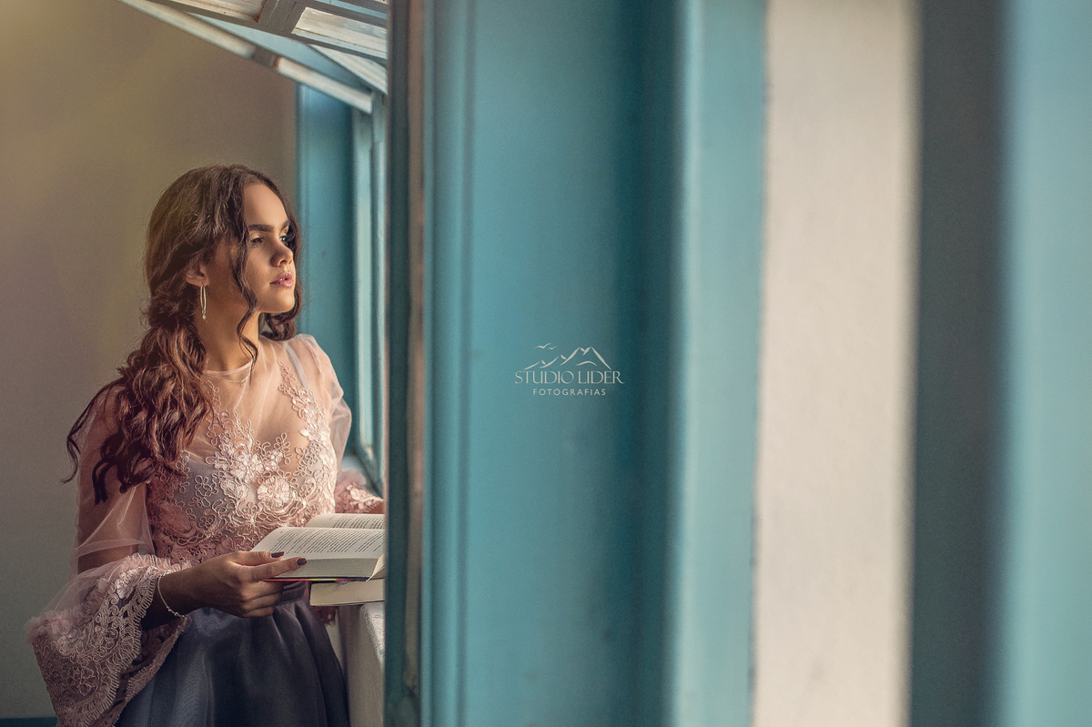 Fotos de ensaio 15 anos 
Vestido branco debutante 
Menina vestido branco 
Debutante JequiÃ© 
 VitÃ³ria da Conquista
Debutante Jaguaquara
Ensaio 15 anos 
Ensaio debutante 
Ensaio 15 anos 