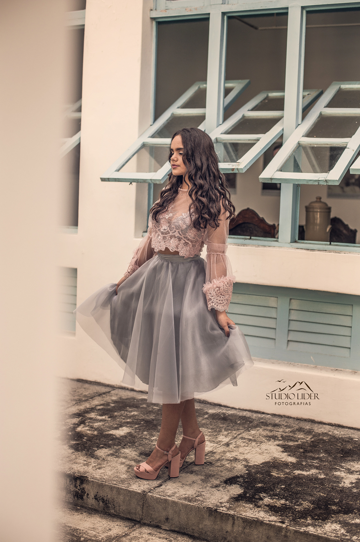 Fotos de ensaio 15 anos 
Vestido branco debutante 
Menina vestido branco 
Debutante JequiÃ© 
 VitÃ³ria da Conquista
Debutante Jaguaquara
Ensaio 15 anos 
Ensaio debutante 
Ensaio 15 anos 