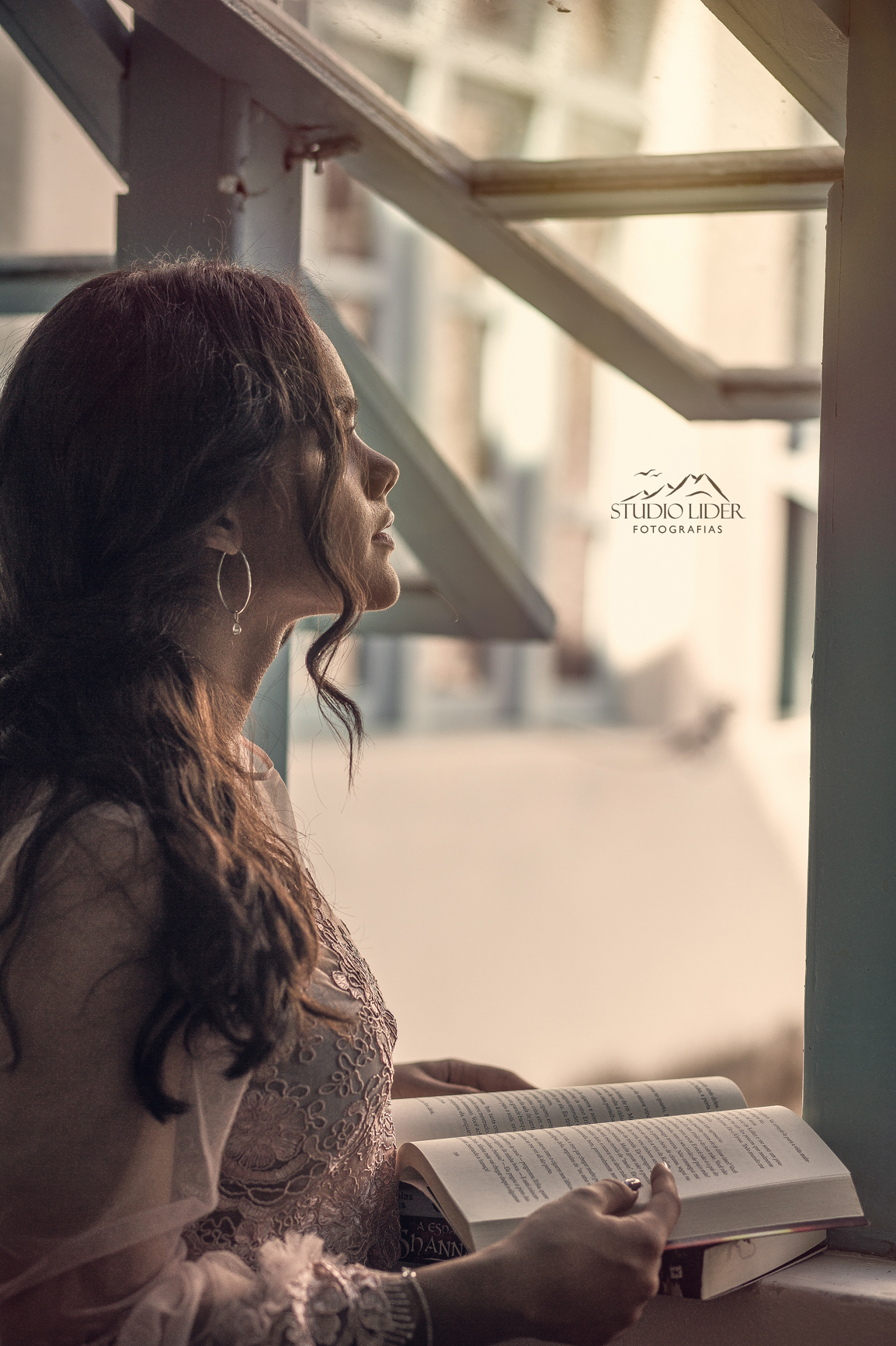 Fotos de ensaio 15 anos 
Vestido branco debutante 
Menina vestido branco 
Debutante JequiÃ© 
 VitÃ³ria da Conquista
Debutante Jaguaquara
Ensaio 15 anos 
Ensaio debutante 
Ensaio 15 anos 