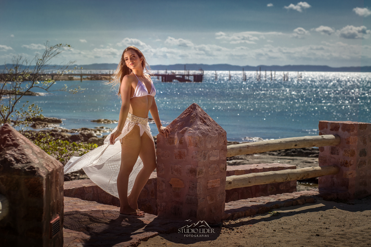 Fotos de ensaio 15 anos 
Vestido branco debutante 
Menina vestido branco 
Debutante Jequié 
 Debutante Jaguaquara
Debutante Vitória da Conquista 
Ensaio 15 anos 
Ensaio em praia 15 anos
Ensaio debutante 
Ensaio 15 anos 
debutante Salvador