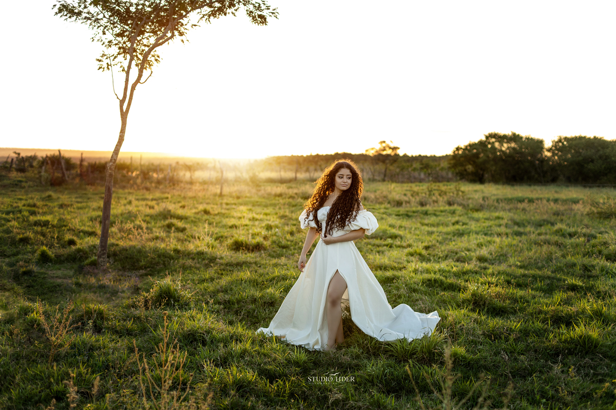 foto de campo para menina  Decoração 15 Anos Princesa
Desenhos De 15 Anos
Brasão De 15 Anos
Bolo 15 Anos Roxo