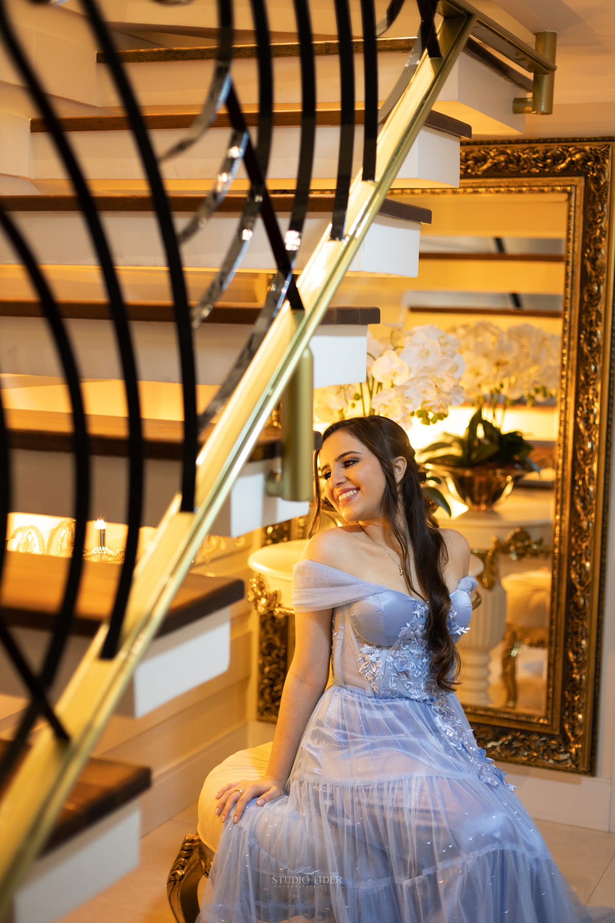 aniversario de 15 anos  em Jequié cerimonia intimista menina vestido azul cerimonia na pandemia 