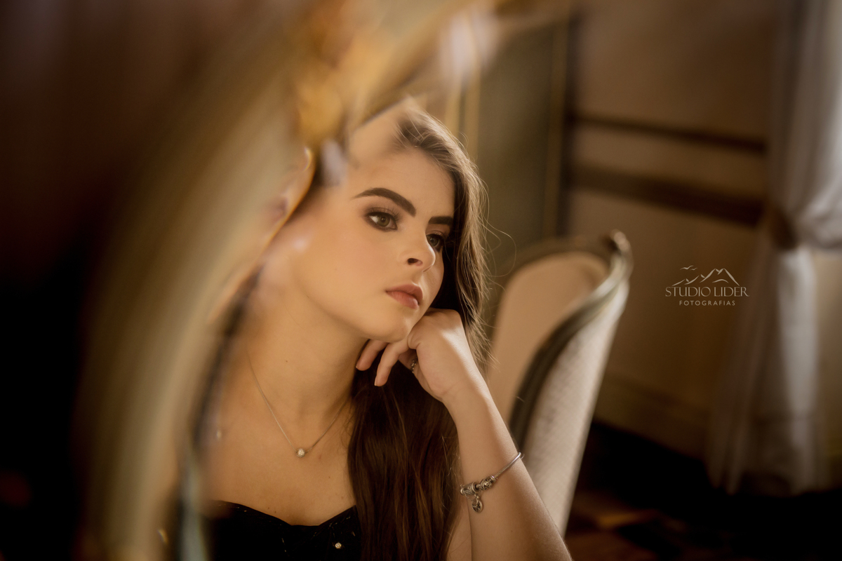 ensaio de debutante de rosa em Salvador 15 anos com detalhes  