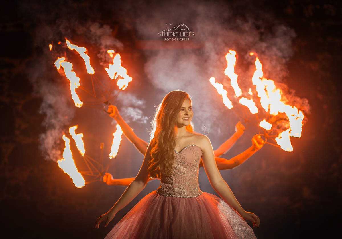 ensaio de debutante com fogo  