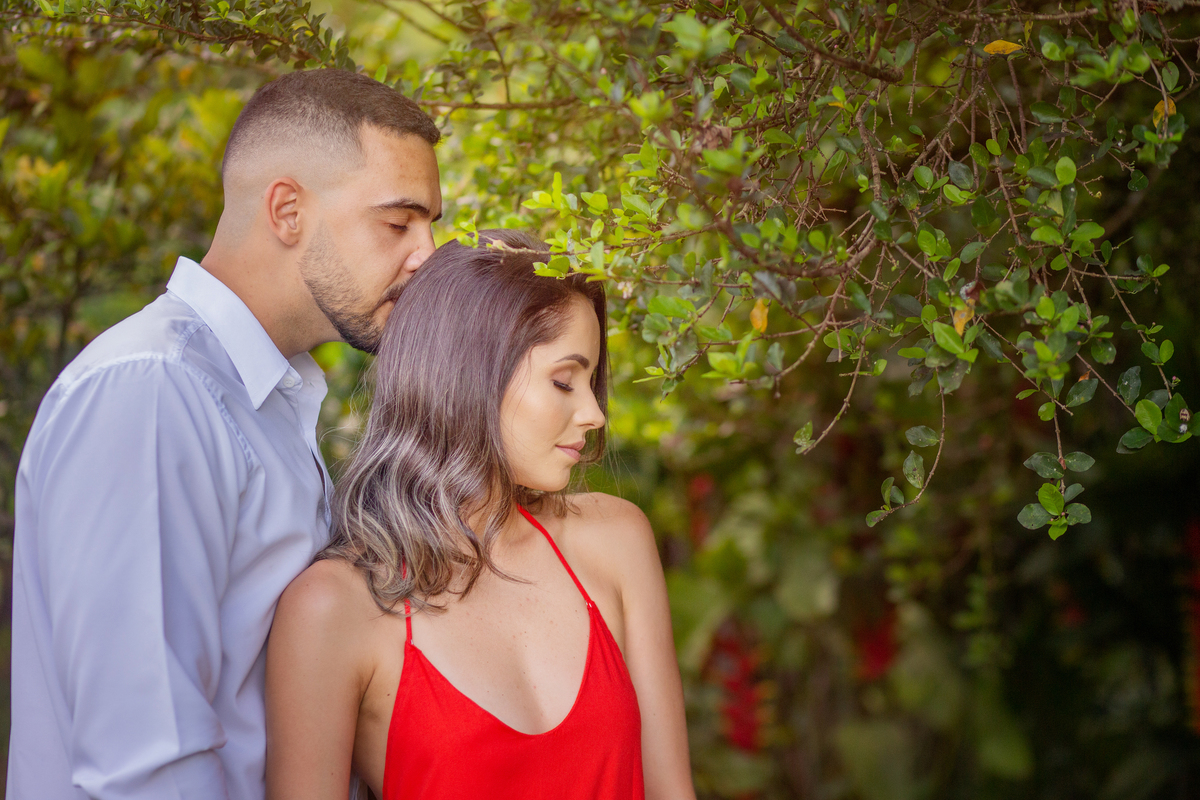 ensaio casal em Jequié romântico atemporal e com ótimos fotógrafos  