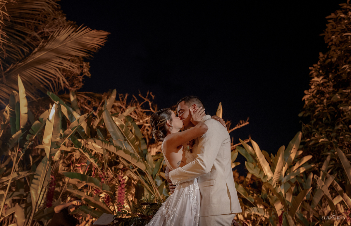 Flores de casamento
Cores do casamento
Centrais de casamento
Locais de casamento