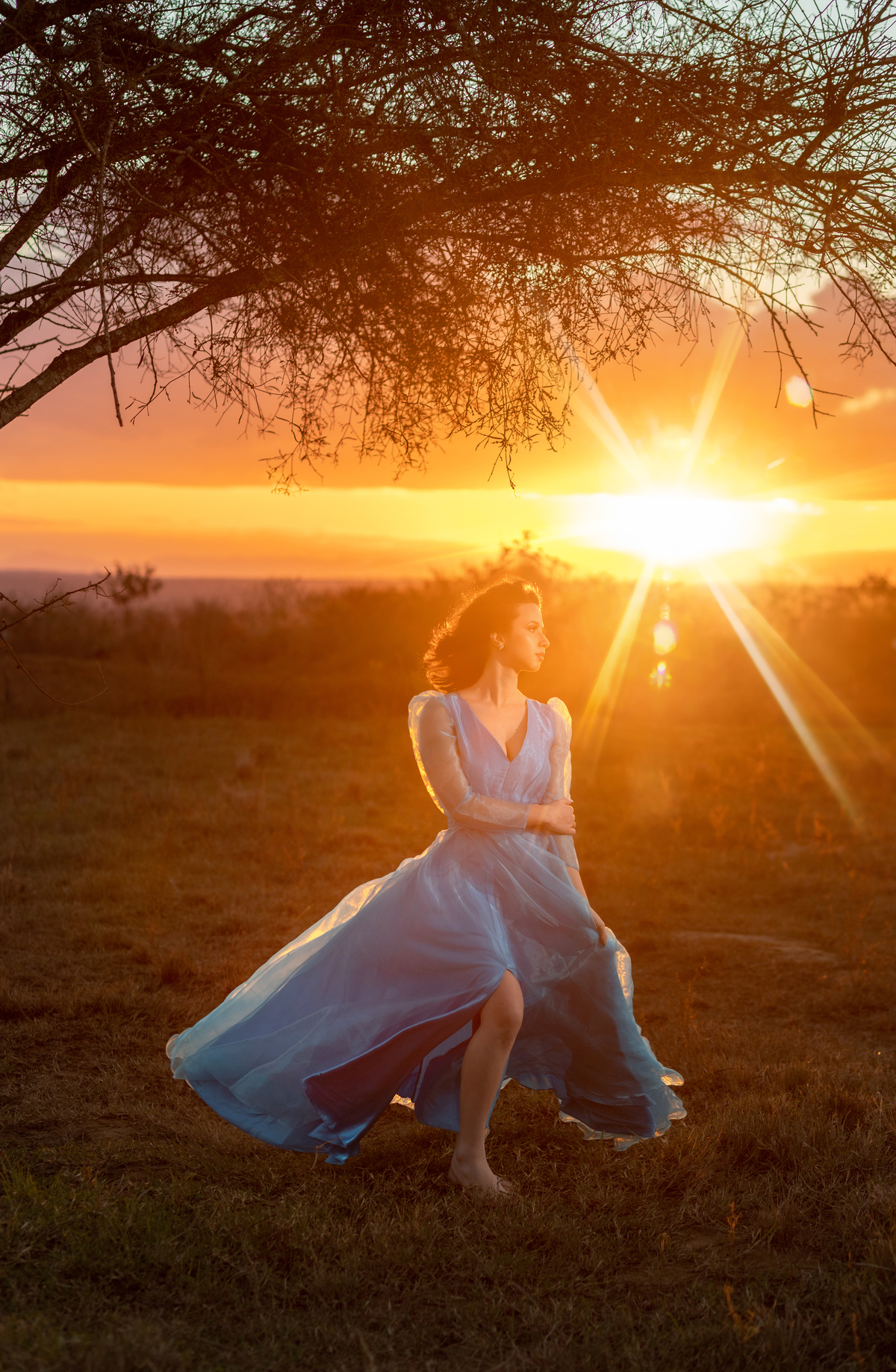 ar livre poses para fotos de quinze anos
poses para fotos de quinze anos com balão
roupas para ensaio fotográfico debutante
ideias book fotográfico