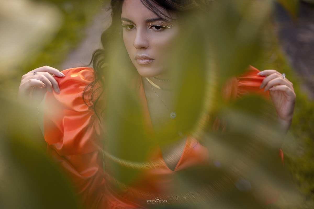 ensaio debutante  retrato em Jaguaquara Bahia com cores vibrantes feitas pelo melhor fotografo da Bahia debutantes e estilo 