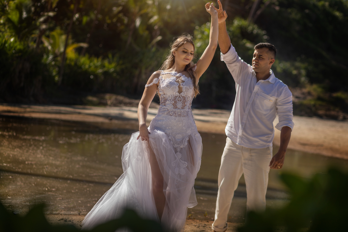 #destinationwedding #noivasstudioliderfotografias #cerimoniadecasamento #noiva #debutante #fotografos #fotografoiniciante #studioliderfotografias #dicadefotografia #silmeirelouzado #fotografa #ensaiofotografico #ensaiogestante #ensaiocasalbahia #ensaioded