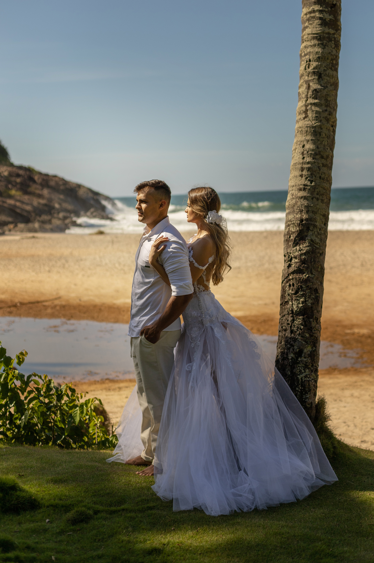 casal abraço  #destinationwedding #noivasstudioliderfotografias #cerimoniadecasamento #noiva #debutante #fotografos #fotografoiniciante #studioliderfotografias #dicadefotografia #silmeirelouzado #fotografa #ensaiofotografico #ensaiogestante #ensaiocasalba