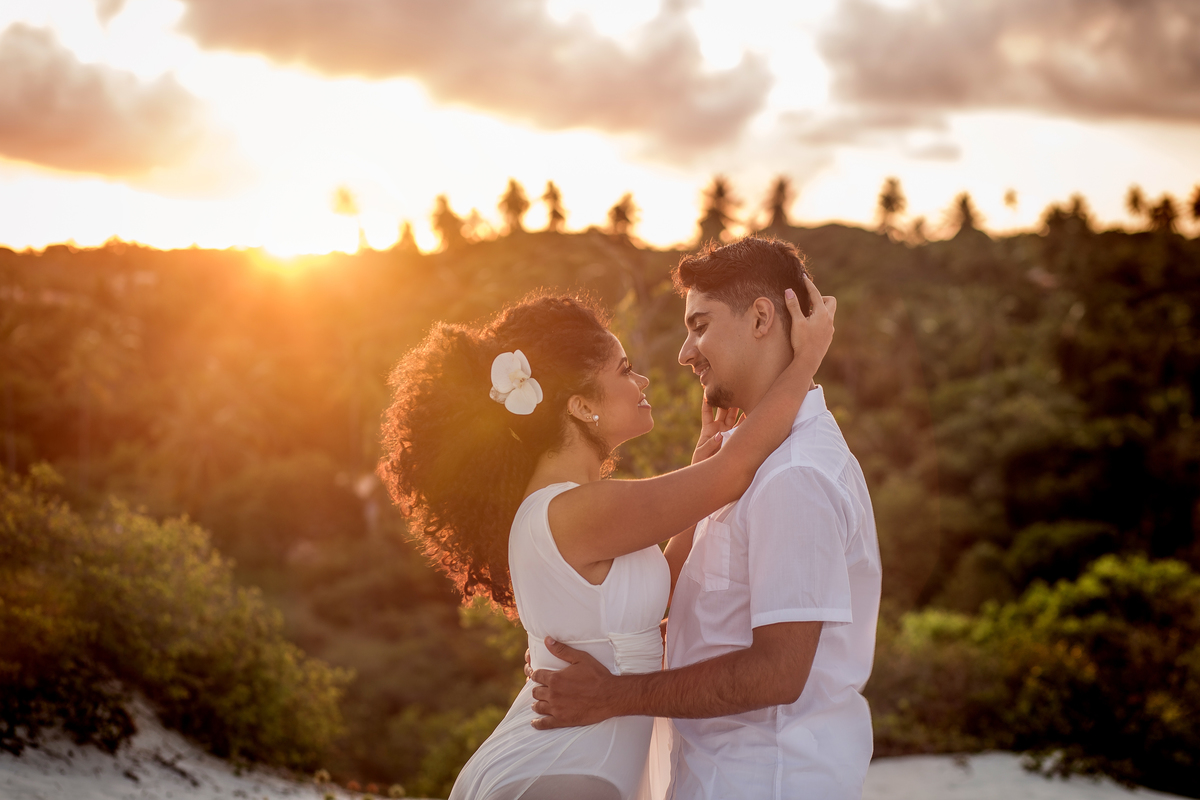 Que atire a primeira pedra quem conheça um sentimento mais belo e sincero do que estar apaixonado. 