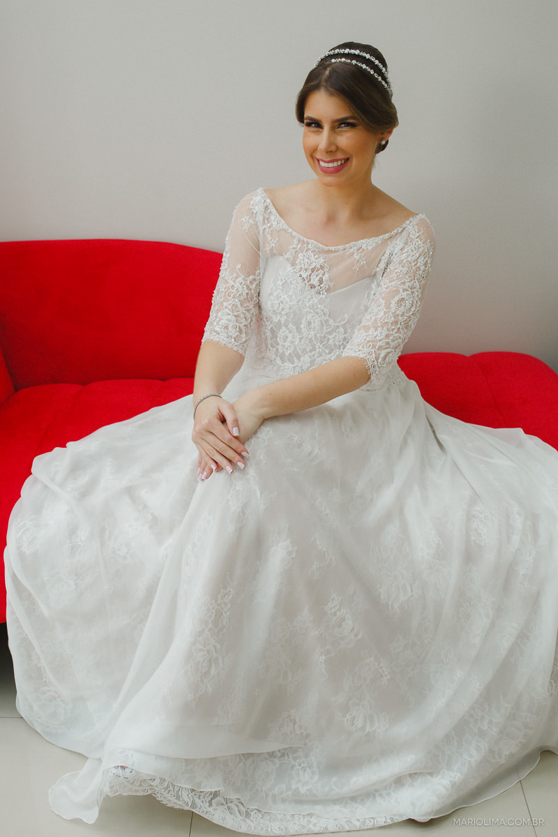 Fotografia do vestido da noiva feito por Ateliê Tetela Whitaker