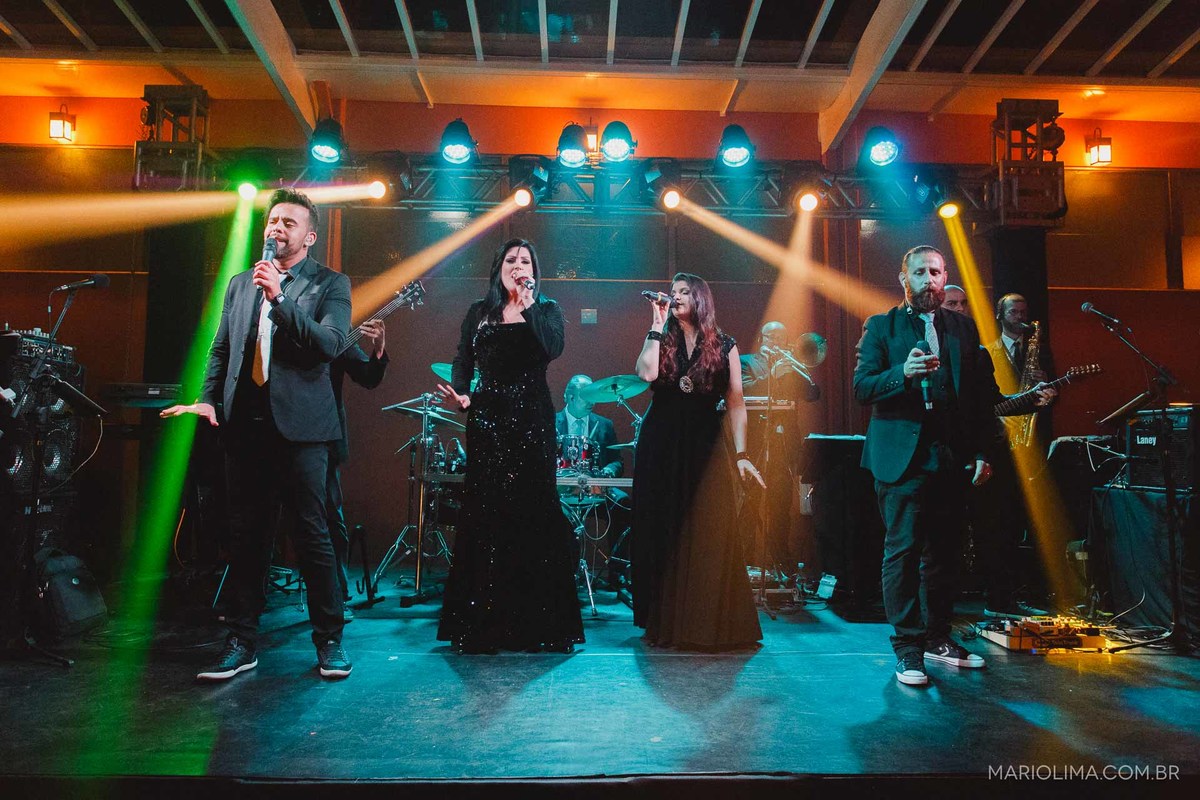 Banda SP3 cantando no casamento em Gare da Mata em São Roque - SP
