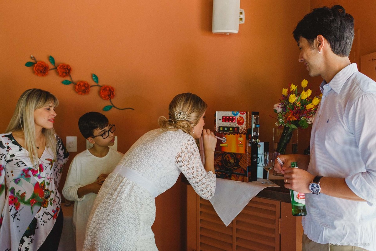 Fotografia de família em festa de casamento no sítio