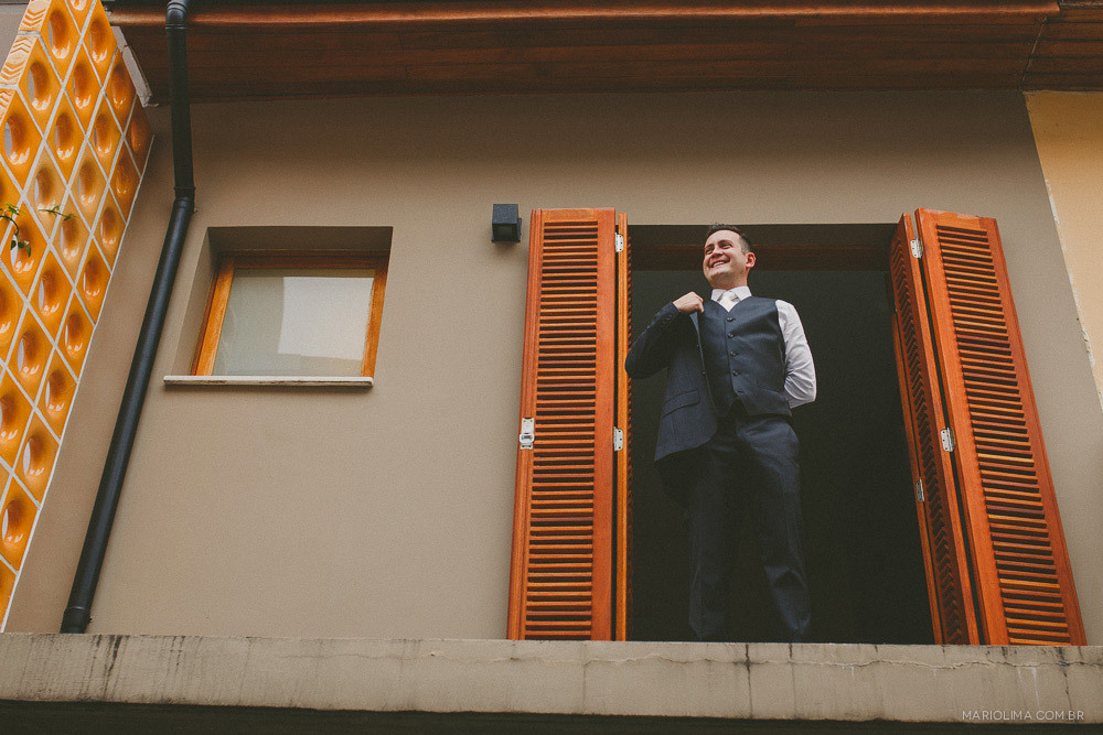 Fotografia de noivo no making of