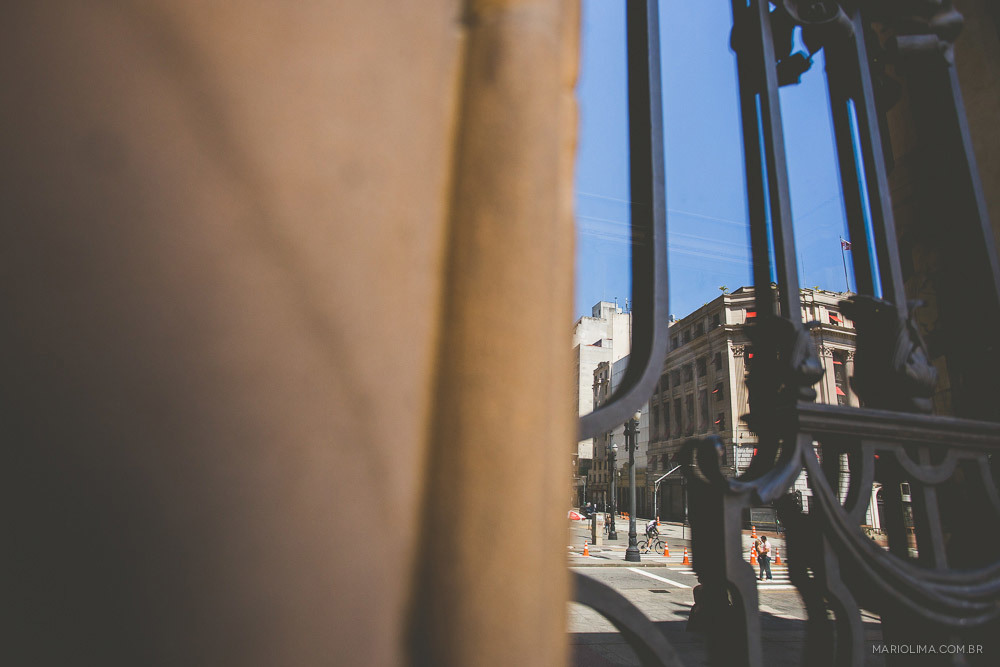 Fotografia de portão no Centro de São Paulo