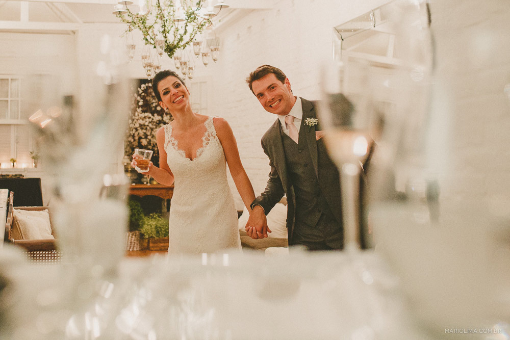 Fotografia de noivos em festa de casamento no Studio Carlota