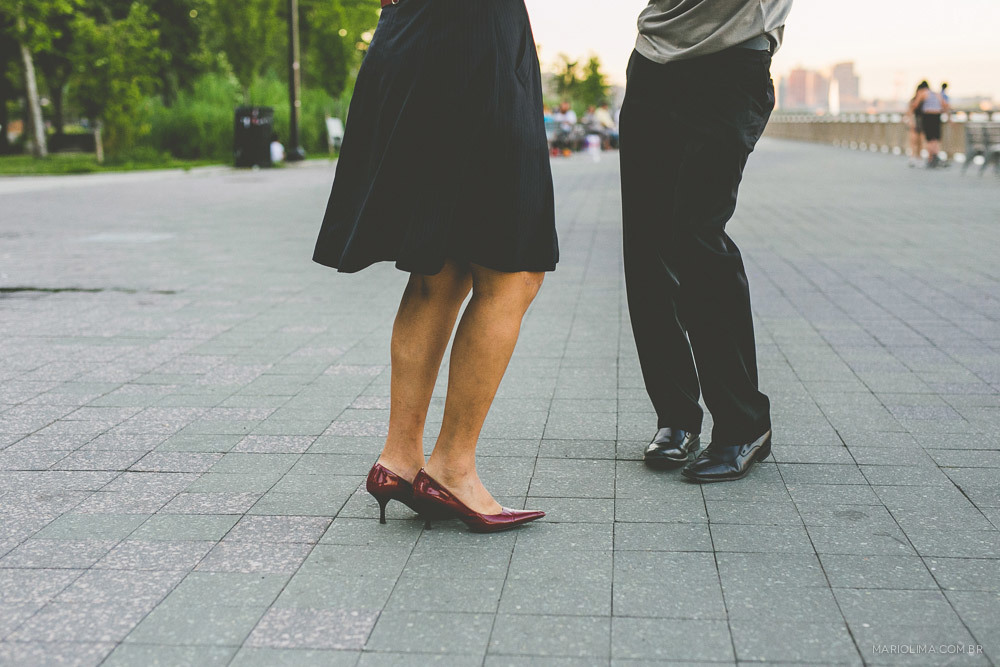 Fotografia dos pés de casal em New York