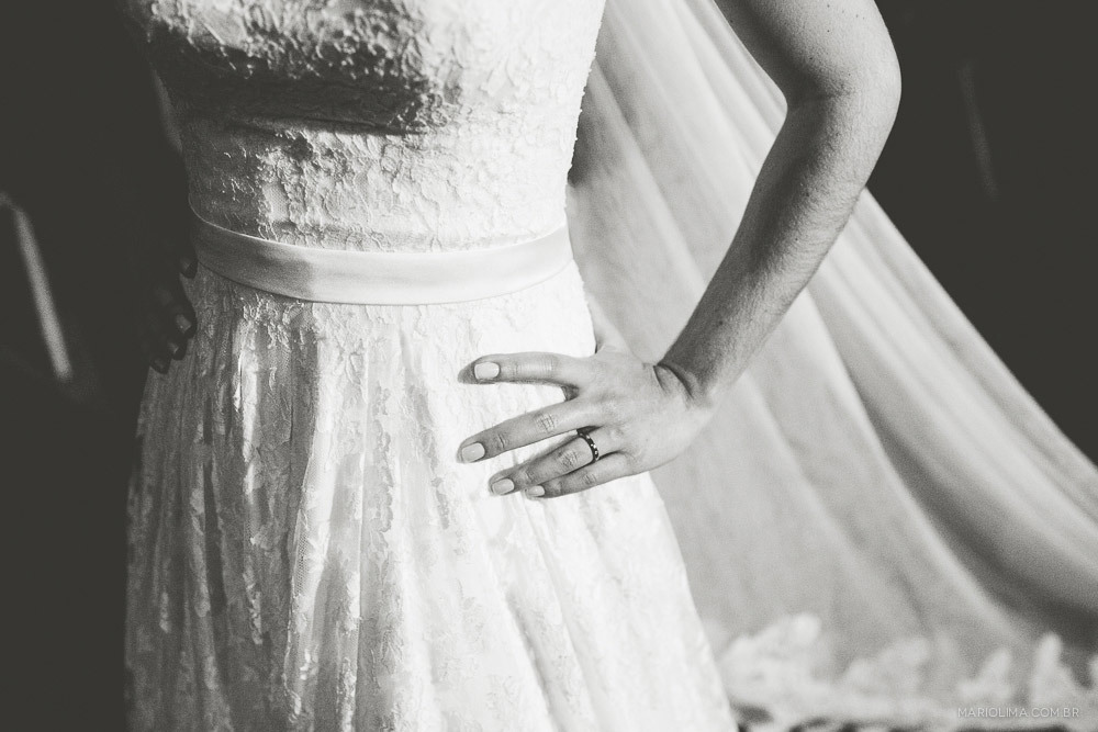 Fotografia de vestido da noiva feito por Ateliê Paula Zaragüeta