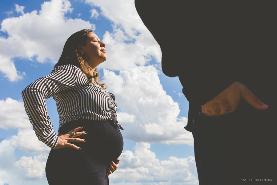 Retrato de gravida com os olhos fechados em Beco do Batman