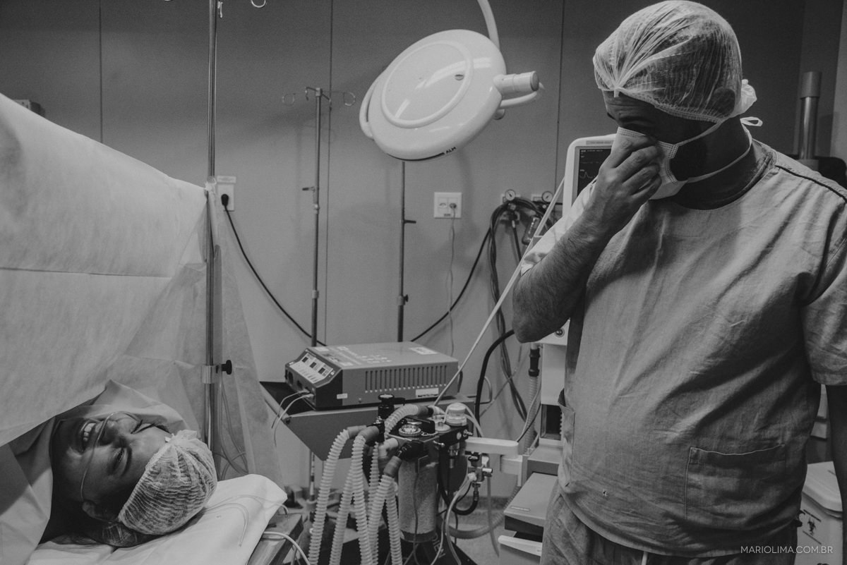 fotografia de parto na maternidade carlos chagas em guarulhos