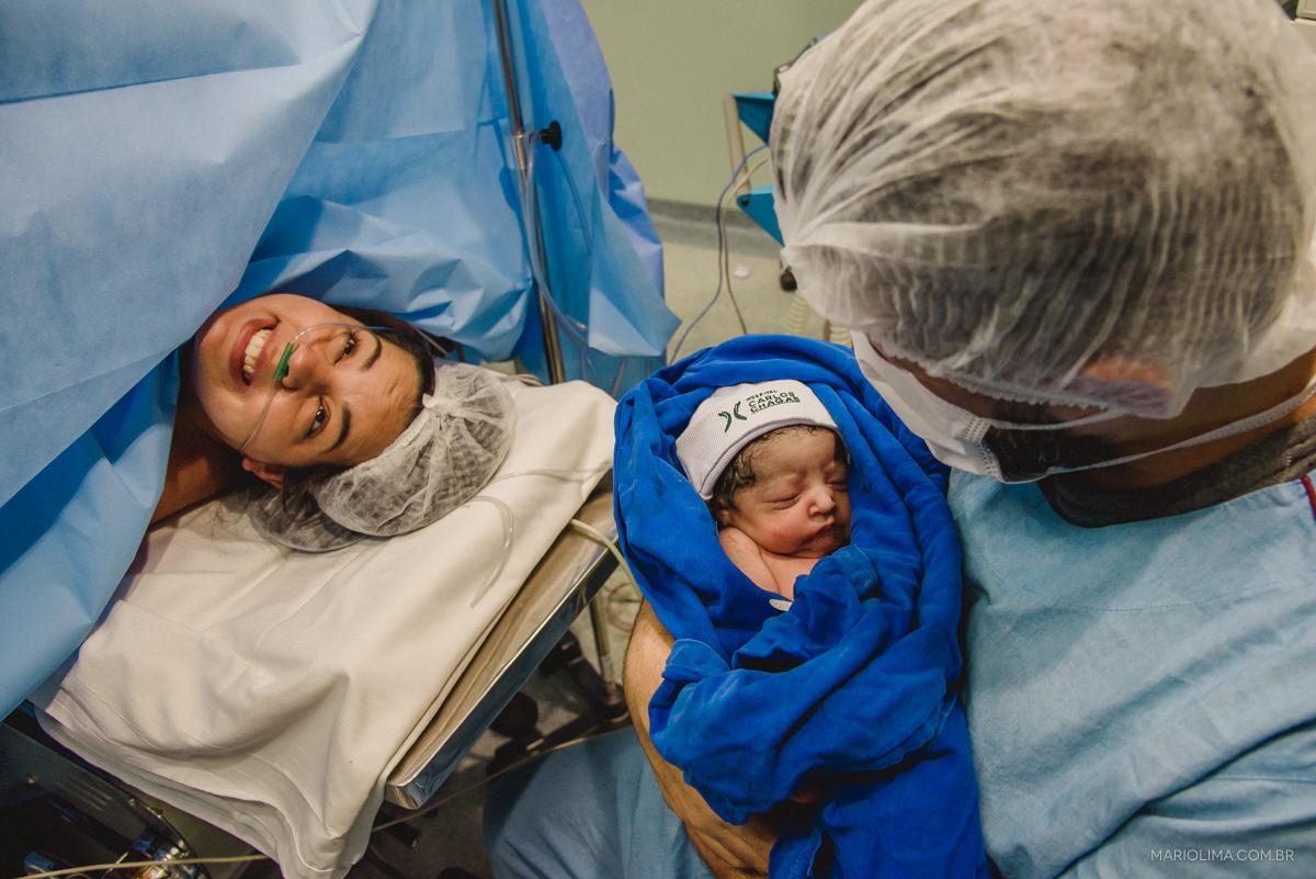fotografia de parto na maternidade carlos chagas em guarulhos
