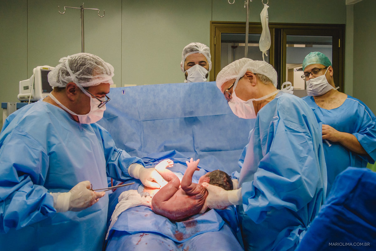 fotografia de parto na maternidade carlos chagas em guarulhos