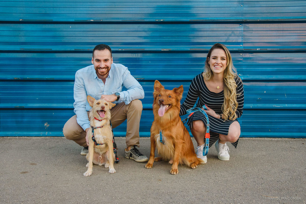 Ensaio pré-casamento no museu do ipiranga com cachorro