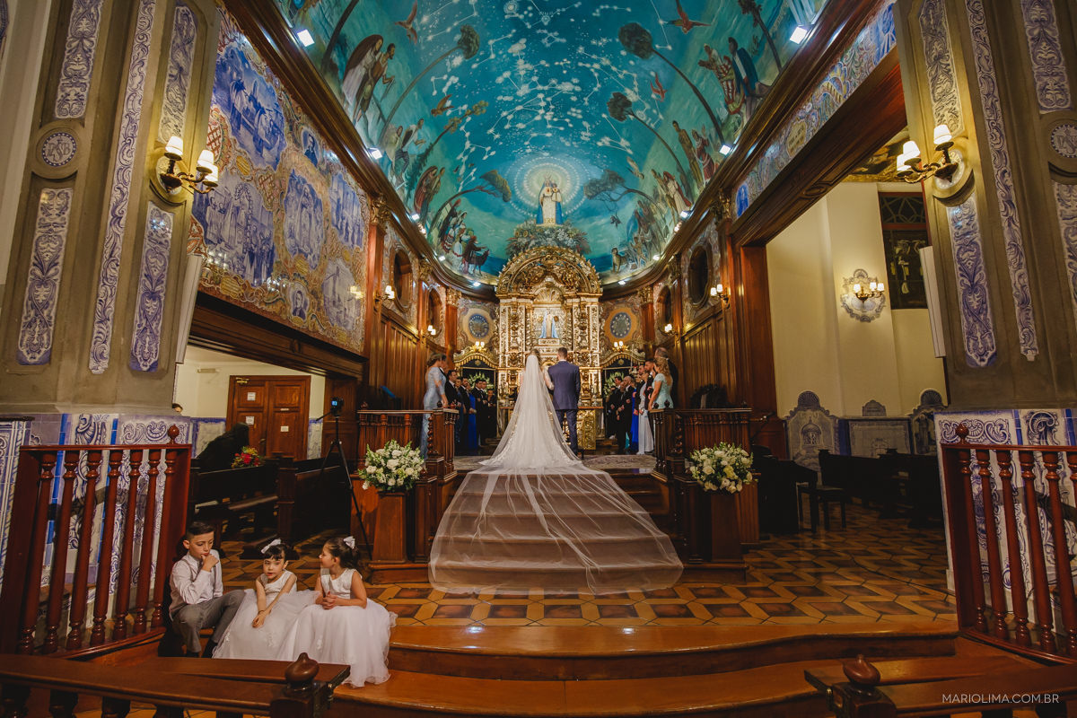 altar da igreja nossa senhora do brasil