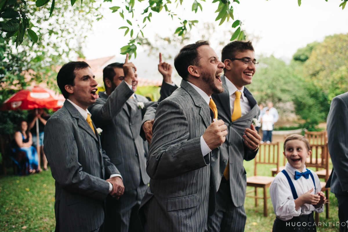 padrinhos comemorando