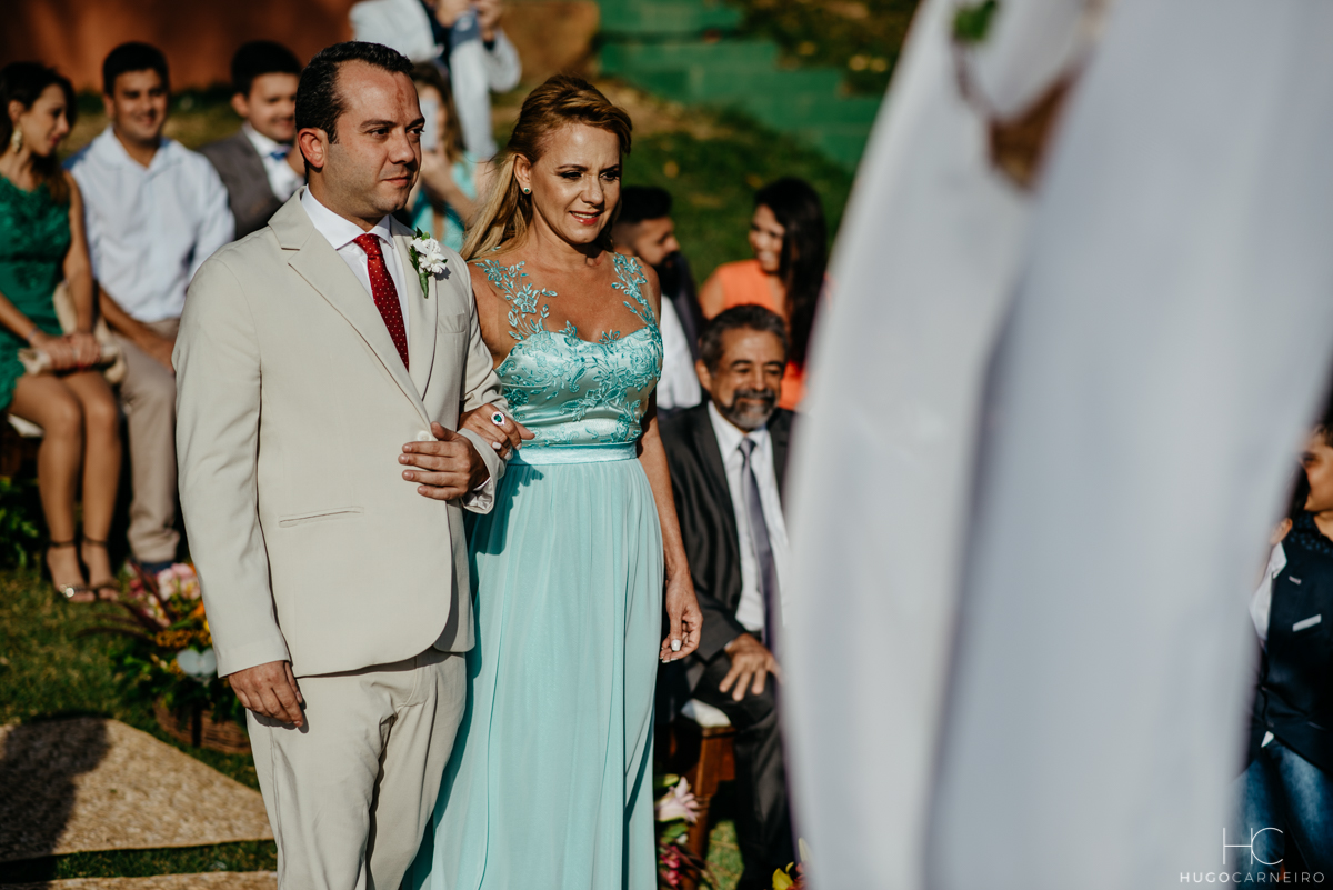 Noivo entrando no altar