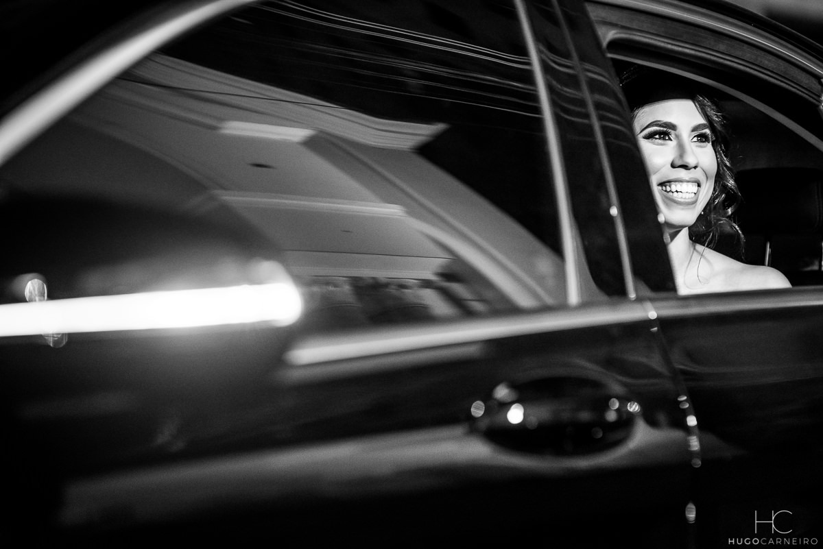 Fotos de noivas no carro