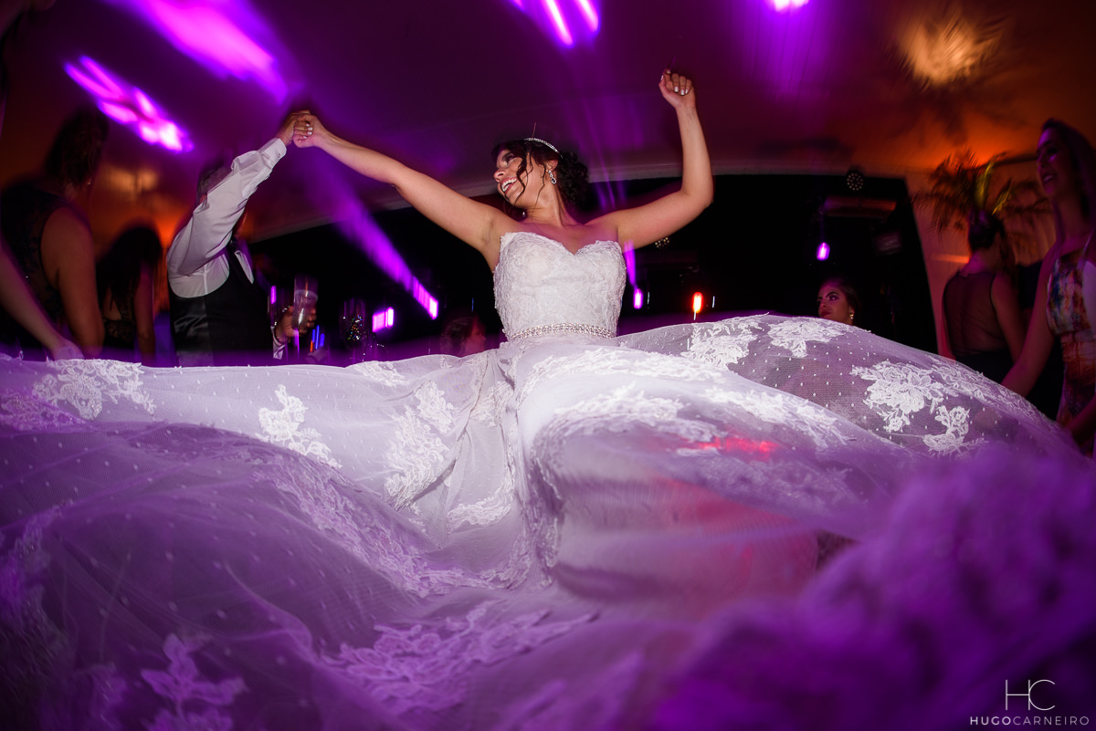 Fotos da noiva na festa de casamento