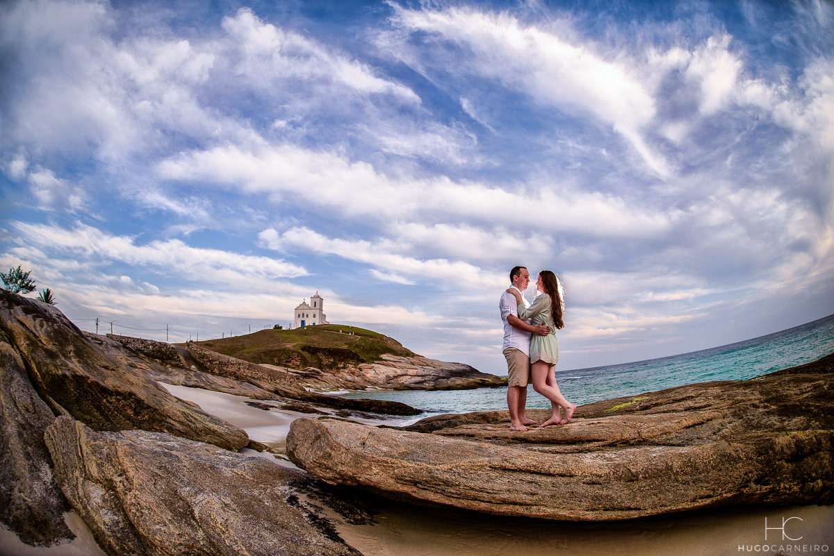 Fotos de noivo pré-casamento na praia