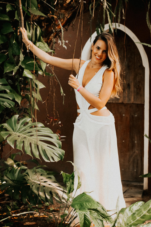 ensaio de casal na praia  trancoso - casamento trancoso - casamento arraial dajuda - casal sorrindo - cerimonialista trancoso - cerimonial arraial dajuda - fotografo em trancoso - fotografo em porto seguro