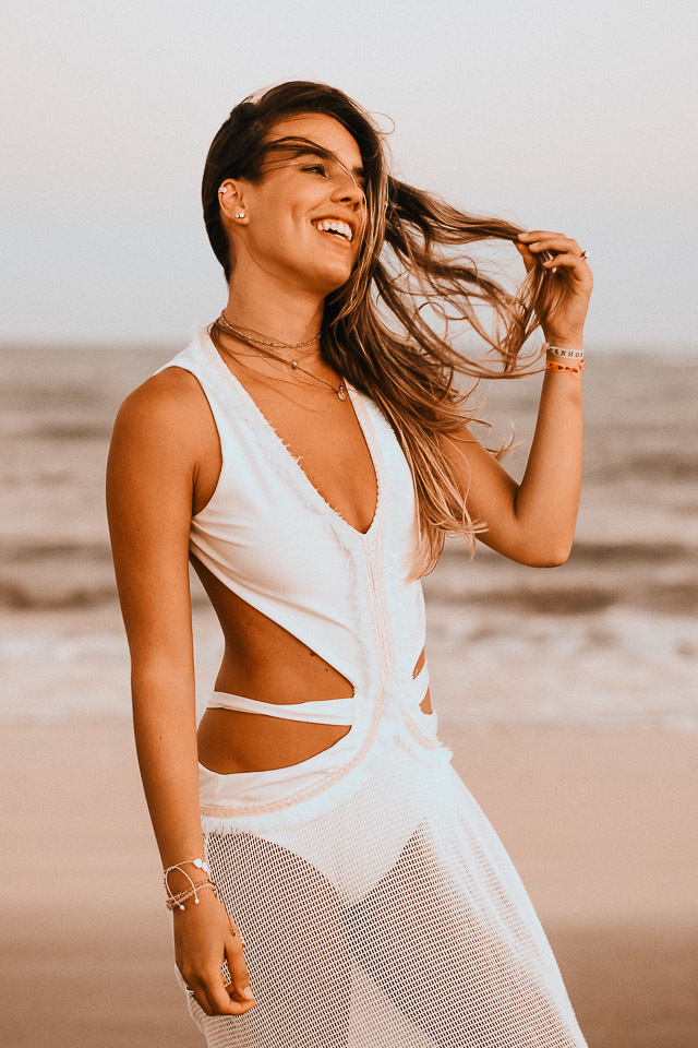 ensaio de casal na praia  trancoso - casamento trancoso - casamento arraial dajuda - casal sorrindo - cerimonialista trancoso - cerimonial arraial dajuda - fotografo em trancoso - fotografo em porto seguro