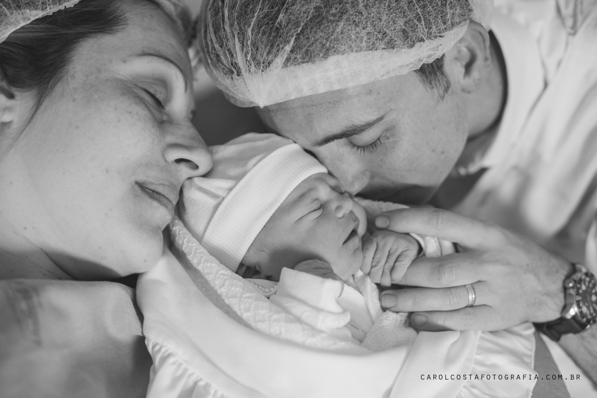 parto hospital unimed newborn fotografia família joinville infantil criança bebê gestante gestação nascimento