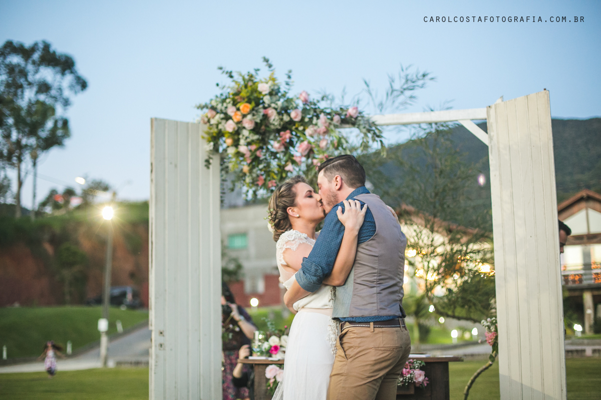 fotografia casamento praia do rosa joinville chapecó familia jaragua do sul curitiba blumenau itajai itapema bombinhas case de dia casal governador celso ramos campo alegre balneário camboriú