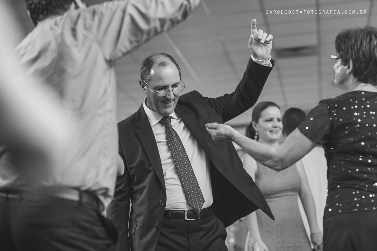 fotografia casamento praia do rosa joinville chapecó familia jaragua do sul curitiba blumenau itajai itapema bombinhas case de dia casal governador celso ramos campo alegre casa suiça rudinick