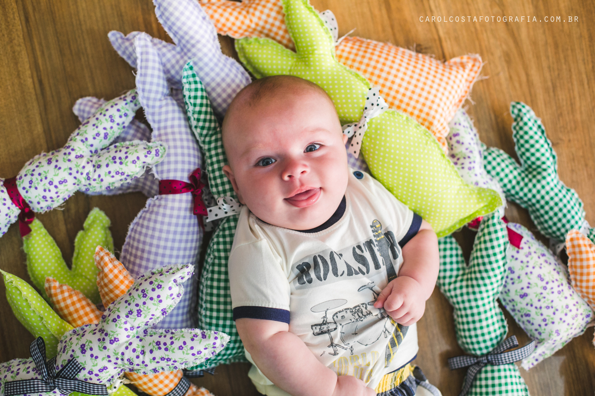ensaio infantil, ensaio pascoa, joinville, ensaio criança. criança, coelho, foots pascoa, ensaio pascoa, ensaio pascoa joinville, cenario pascoa, carol costa fotografia, carol costa, fotografia, acompanhamento infantil