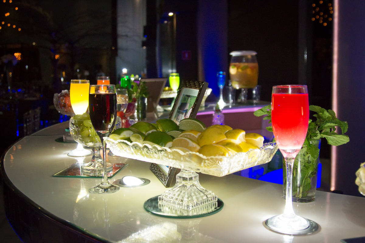 O Bar estava lindo no casamento.... Tudo muito bem servido durante toda a festa do casamento!