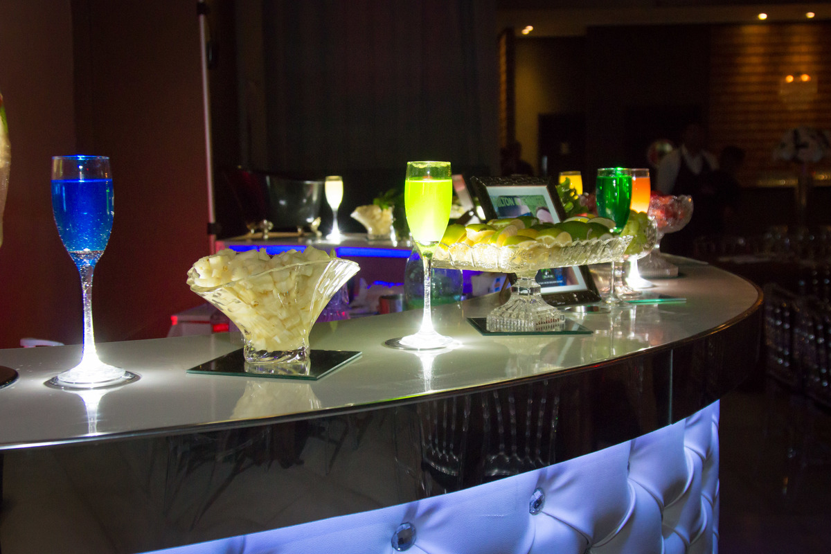O Bar estava lindo no casamento.... Tudo muito bem servido durante toda a festa do casamento!