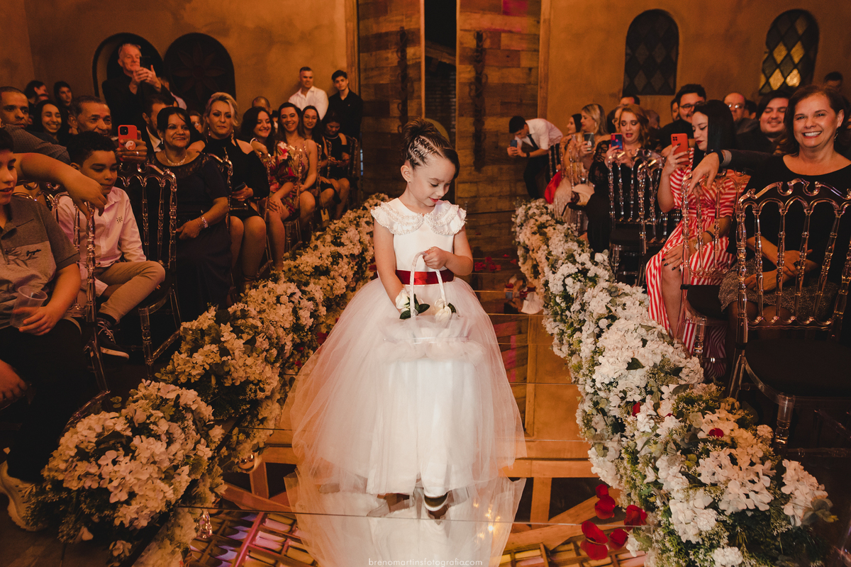 beatriz-e-henrique-casamento-cristiane-bastos-atelie-sao-bernardo-do-campo-avenida-renata-258-vila-formosa-espaco-mansao-o-casarao-breno-martins-fotografia