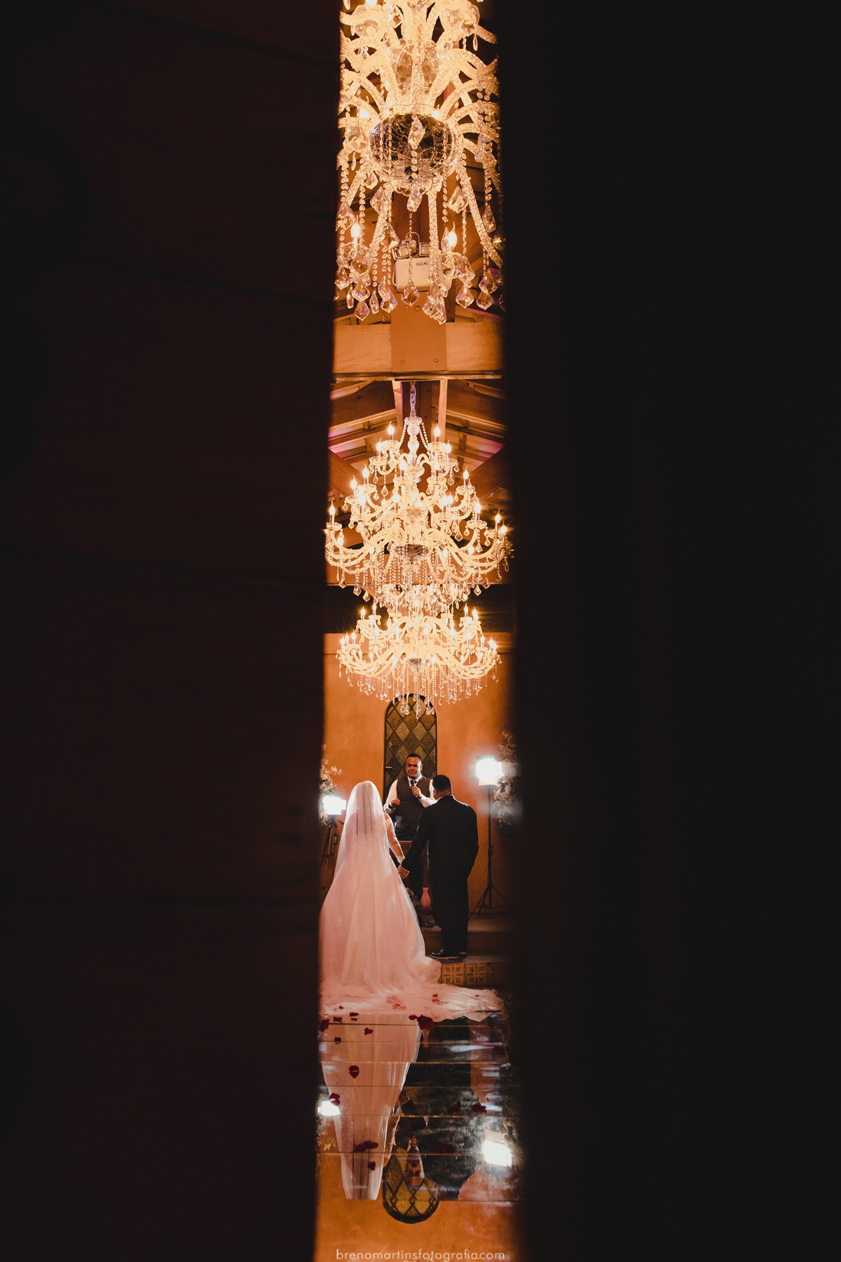 beatriz-e-henrique-casamento-cristiane-bastos-atelie-sao-bernardo-do-campo-avenida-renata-258-vila-formosa-espaco-mansao-o-casarao-breno-martins-fotografia