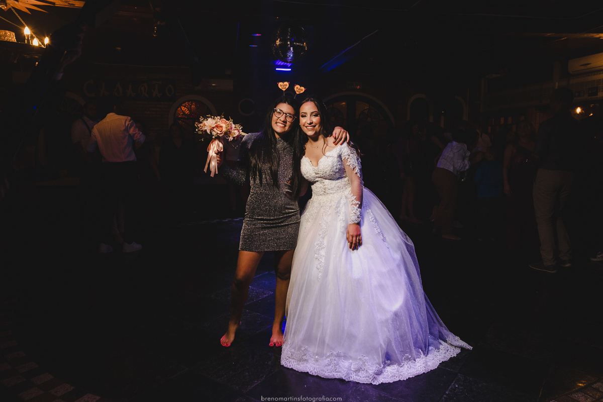 beatriz-e-henrique-casamento-cristiane-bastos-atelie-sao-bernardo-do-campo-avenida-renata-258-vila-formosa-espaco-mansao-o-casarao-breno-martins-fotografia