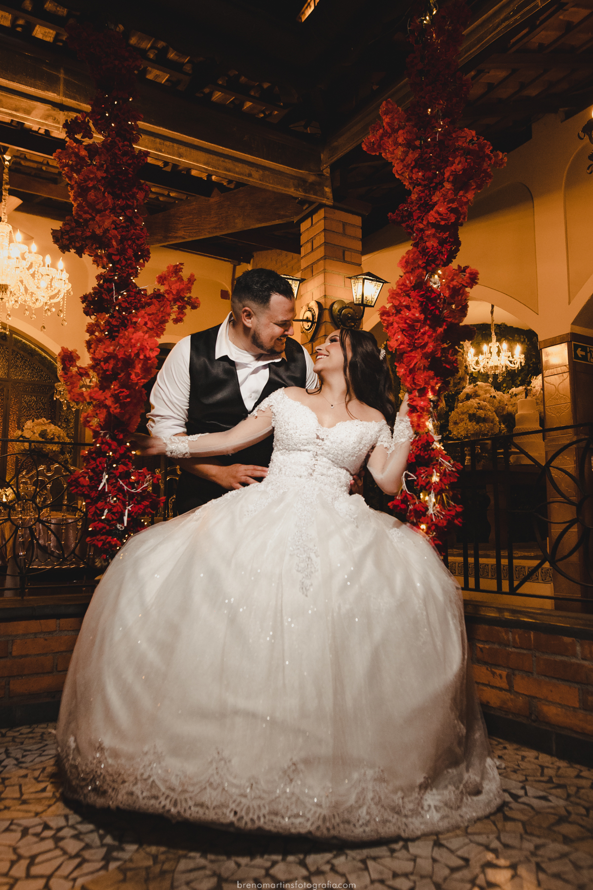beatriz-e-henrique-casamento-cristiane-bastos-atelie-sao-bernardo-do-campo-avenida-renata-258-vila-formosa-espaco-mansao-o-casarao-breno-martins-fotografia
