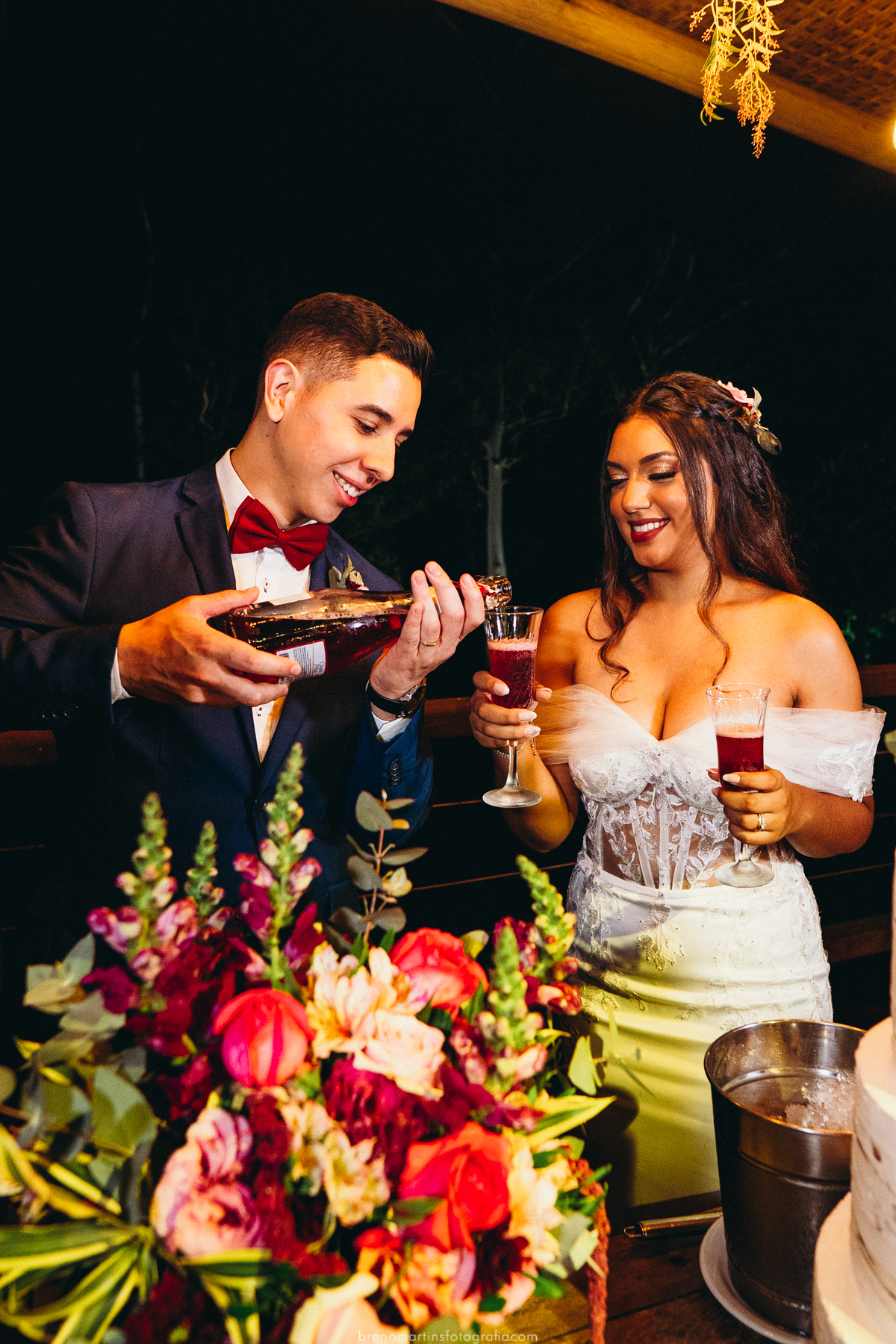 maine-e-matheus-making-of-noiva-atelie-make-up-e-art-viviane-calian-jacarei-sp-cerimonia-e-festa-espaco-boulevard-estrada--velha-de-igarata-1571-buffet-jacarei-sp-templo-de-campinas-casamento-no-templo-brenomartinsfoto