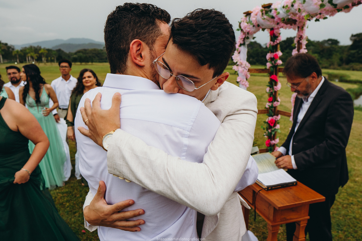 carina-e-caio-hipica-itanhaem-casamento-no-campo-brenomartinsfoto