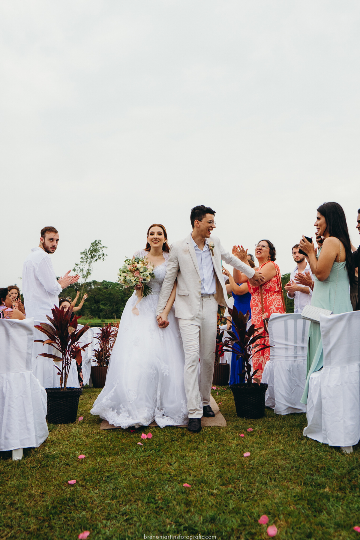 carina-e-caio-hipica-itanhaem-casamento-no-campo-brenomartinsfoto